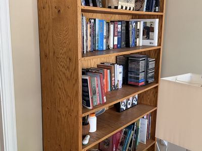 Oak Bookcase - 6-Shelf (84x48x14)