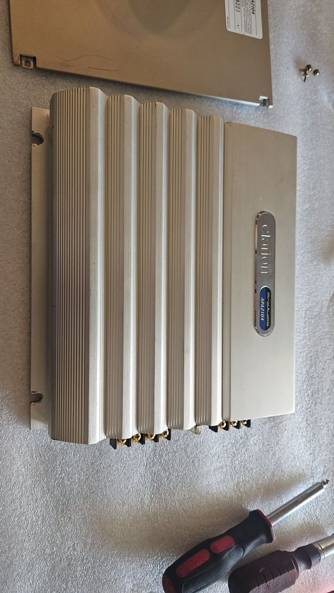 Main image 6