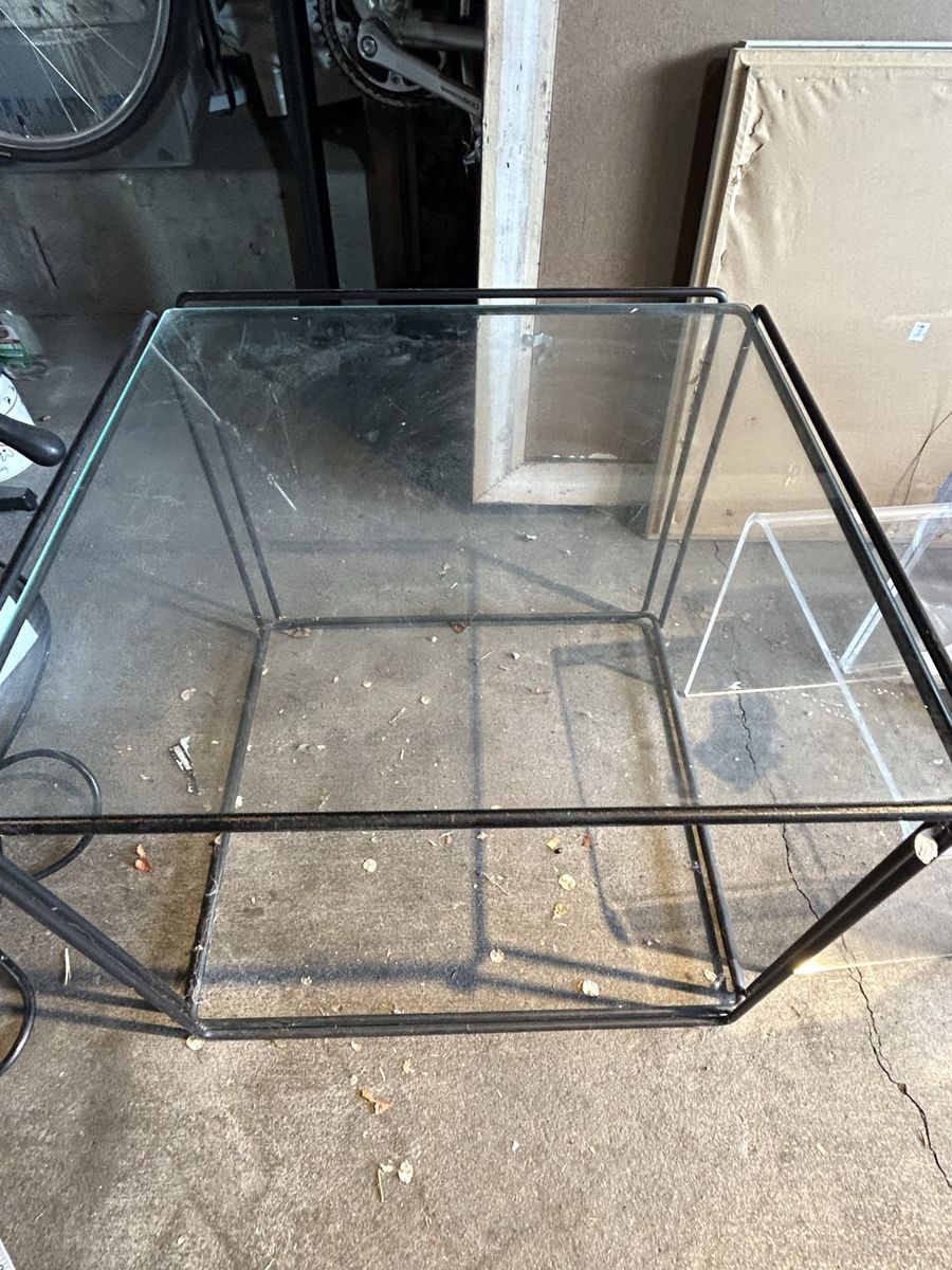 Main image 4