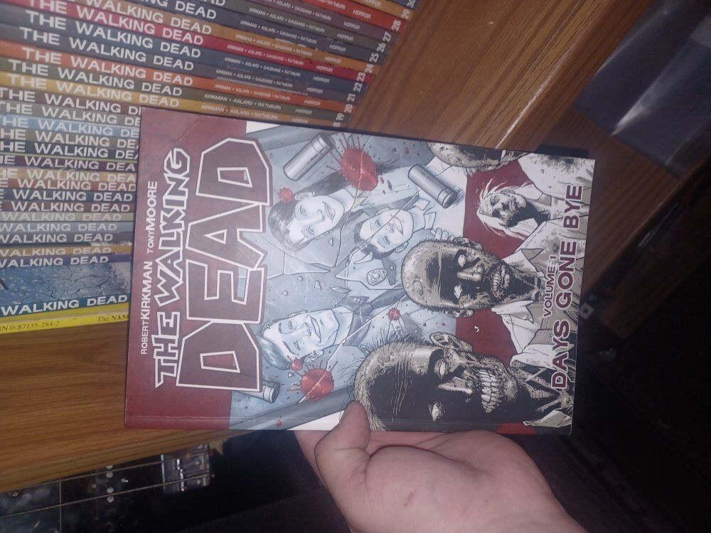 The Walking Dead graphic novels full collection
