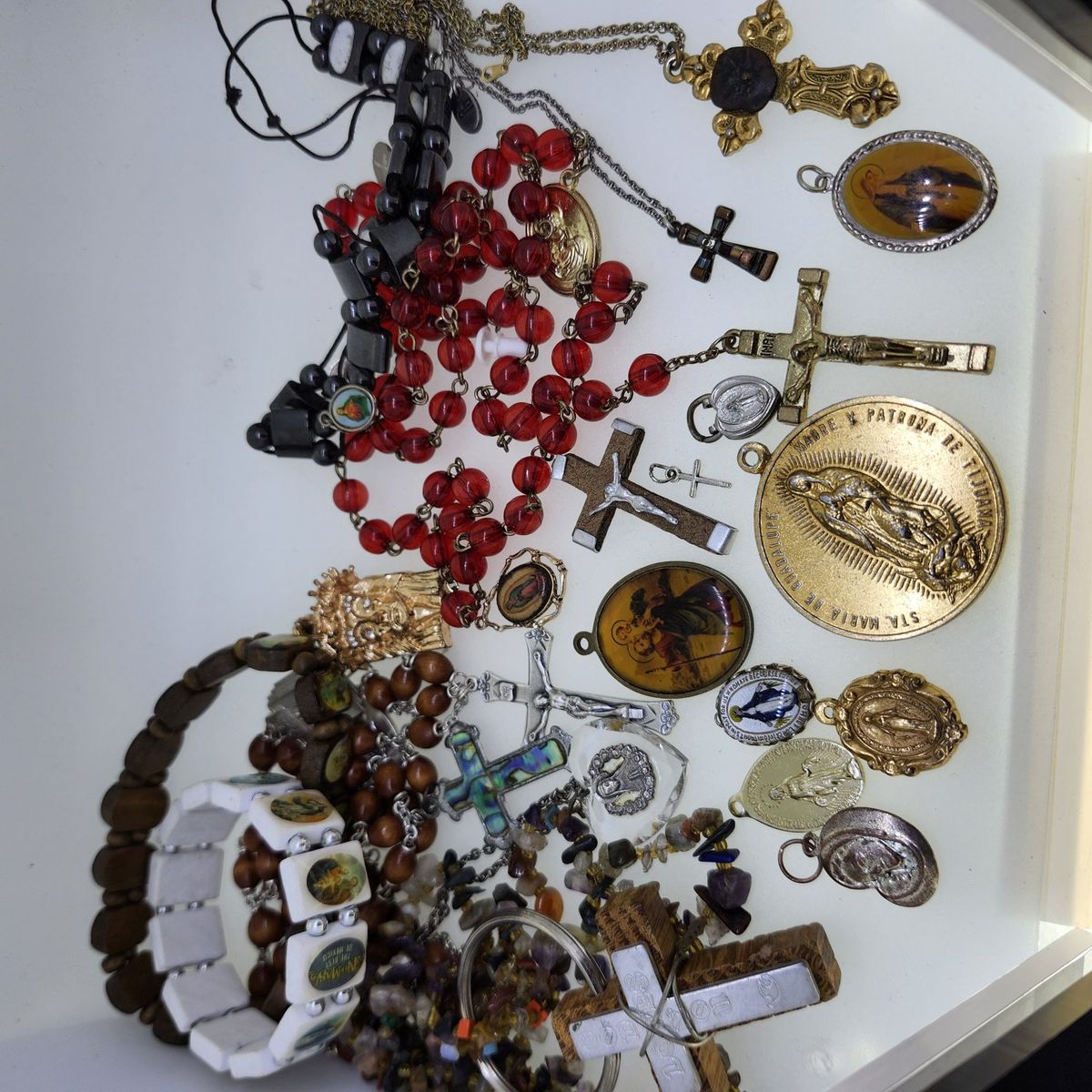 Vintage Religious Rosaries, Crosses, Crucifixes...