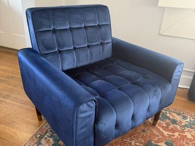 Velvet Accent Chair