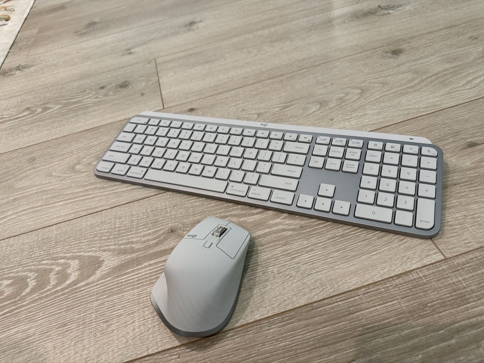 Logitech MX Keys S Wireless Keyboard & MX Master 3S Mouse for Mac - White, combo
