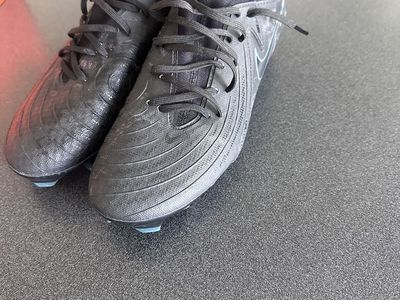 Nike Men's Phantom Luna Soccer Cleats
