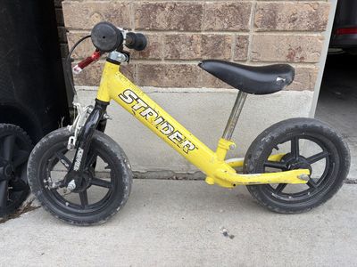 Strider Balance Bike Yellow Kids Training Bicycle
