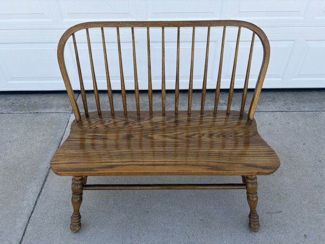 Oak Spindle back Windsor bench (by Cochrane)
