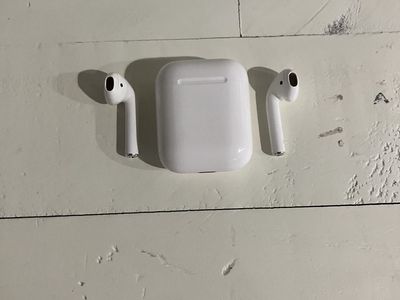 AirPods Gen 2 - Like New