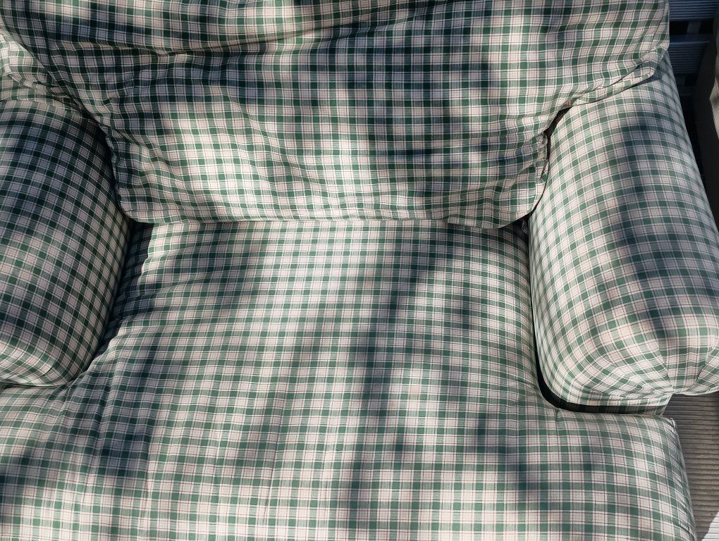 Free oversized chair