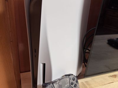 Playstation 5 (Disc Edition) - Excellent Condition