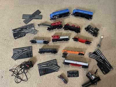 Vintage Lionel Train Lot