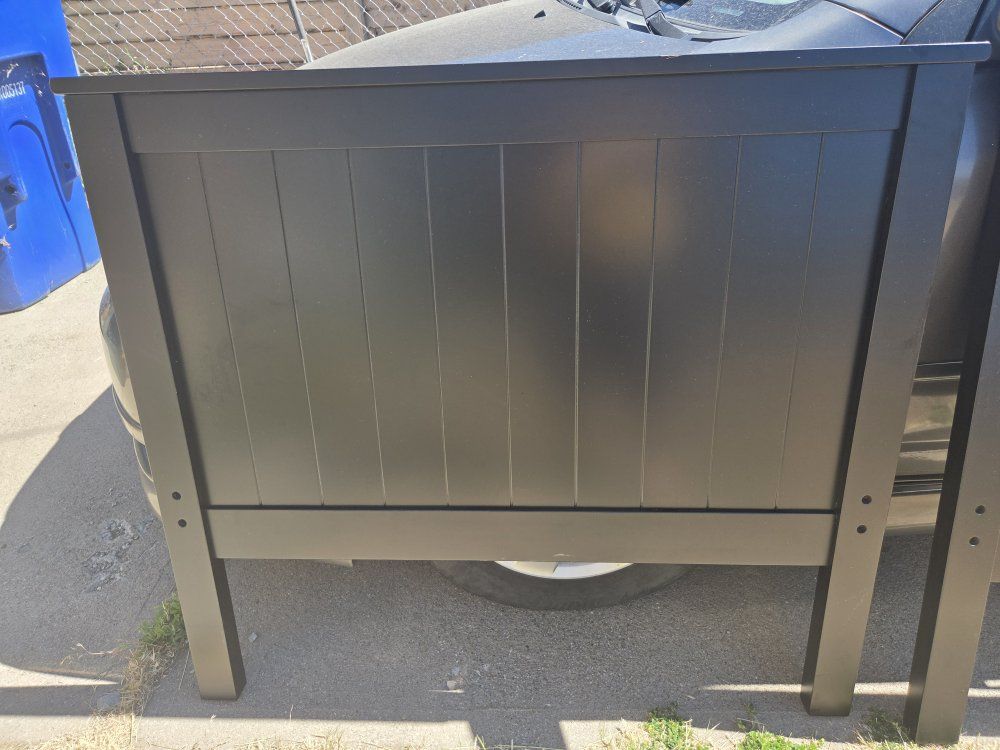 Main image 6