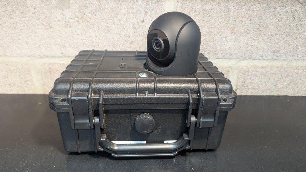 Quick-Deploy Security Camera