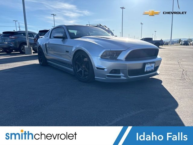 2013 Ford Mustang GT Premium