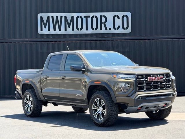 2024 GMC Canyon AT4