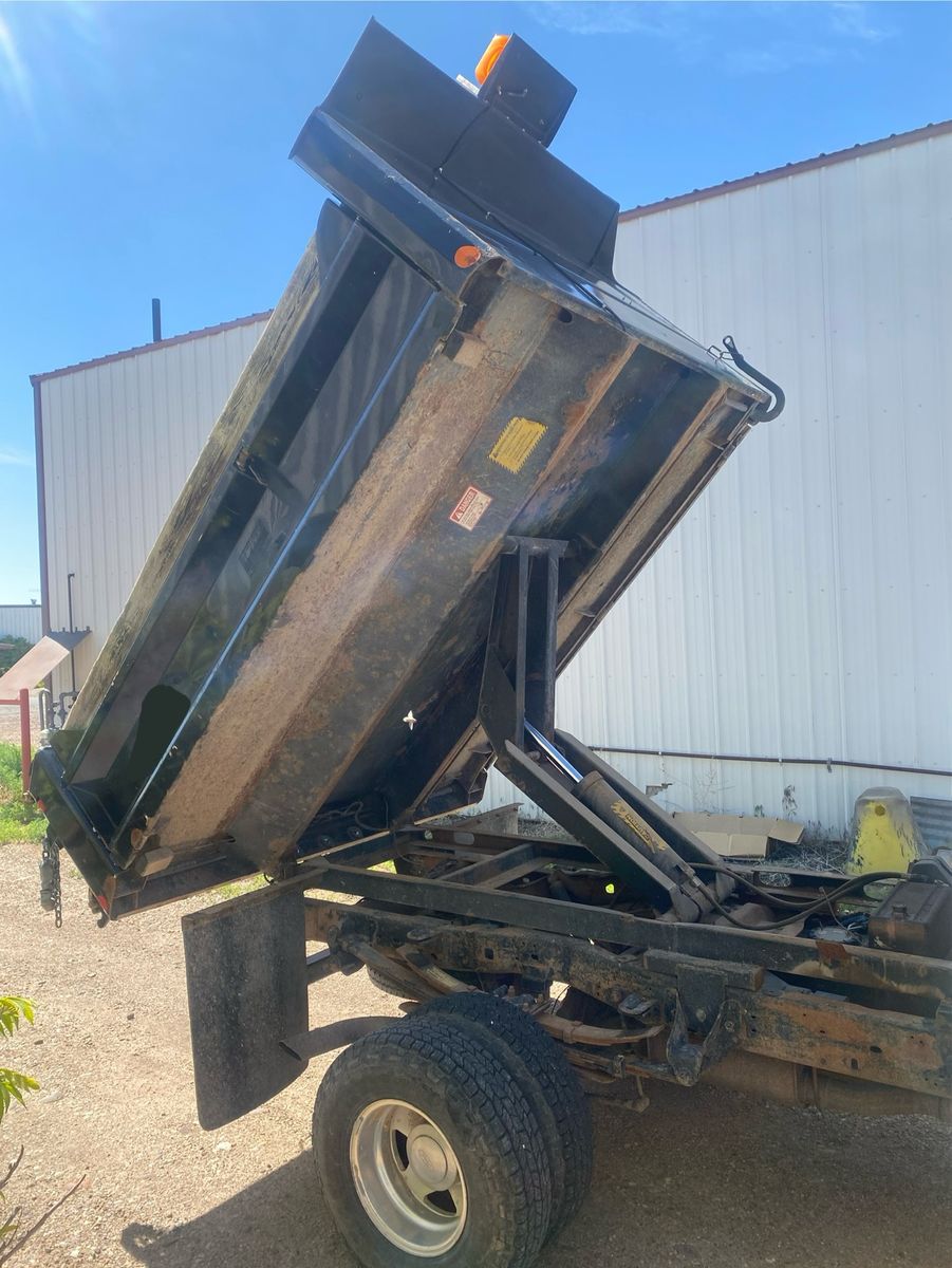 Dump bed