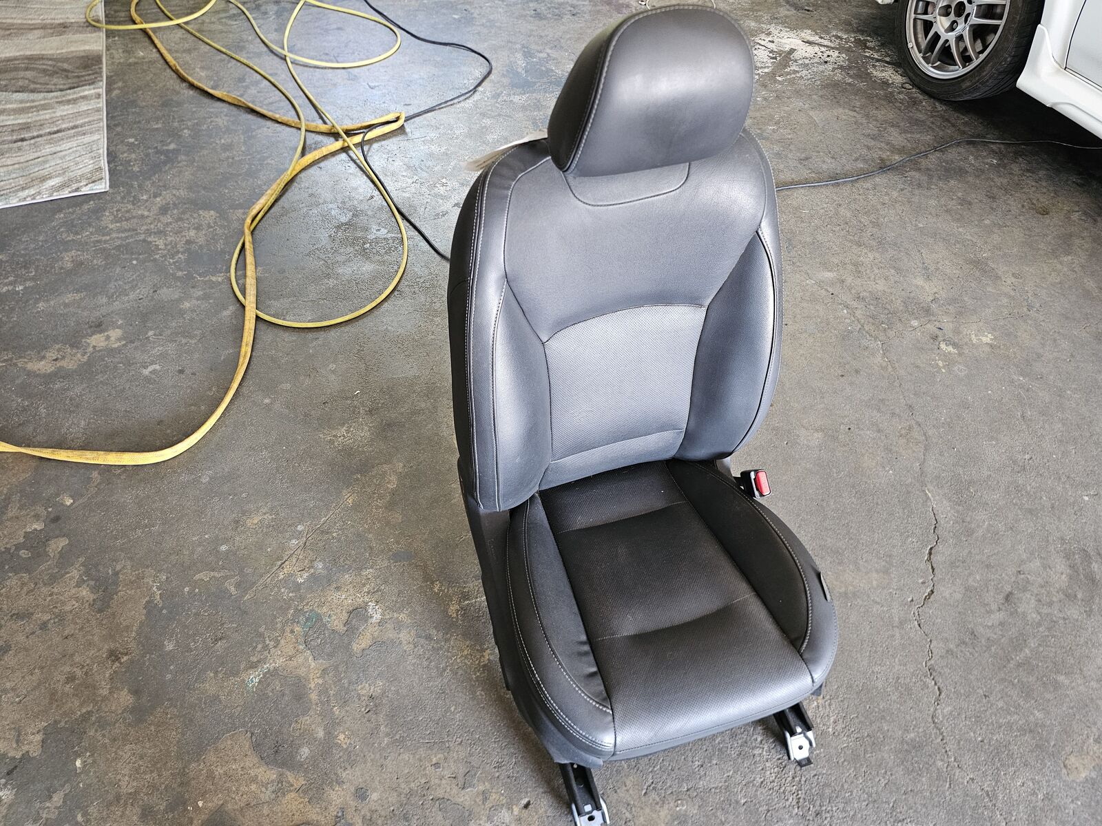 2015 Subaru Legacy Passenger Front Seat