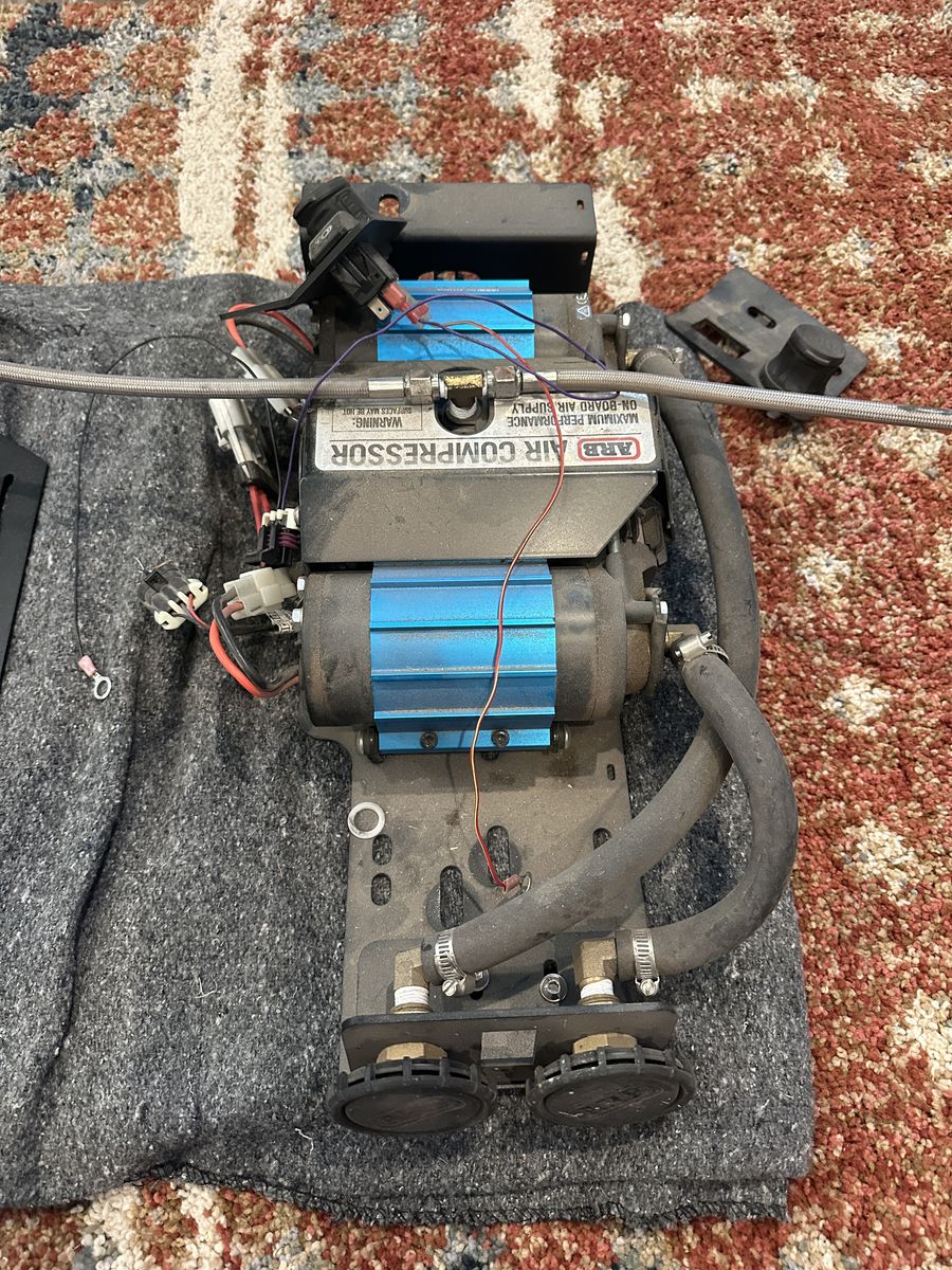 Jeep JL / Gladiator Under Hood ARB Twin/Single Compressor Mount