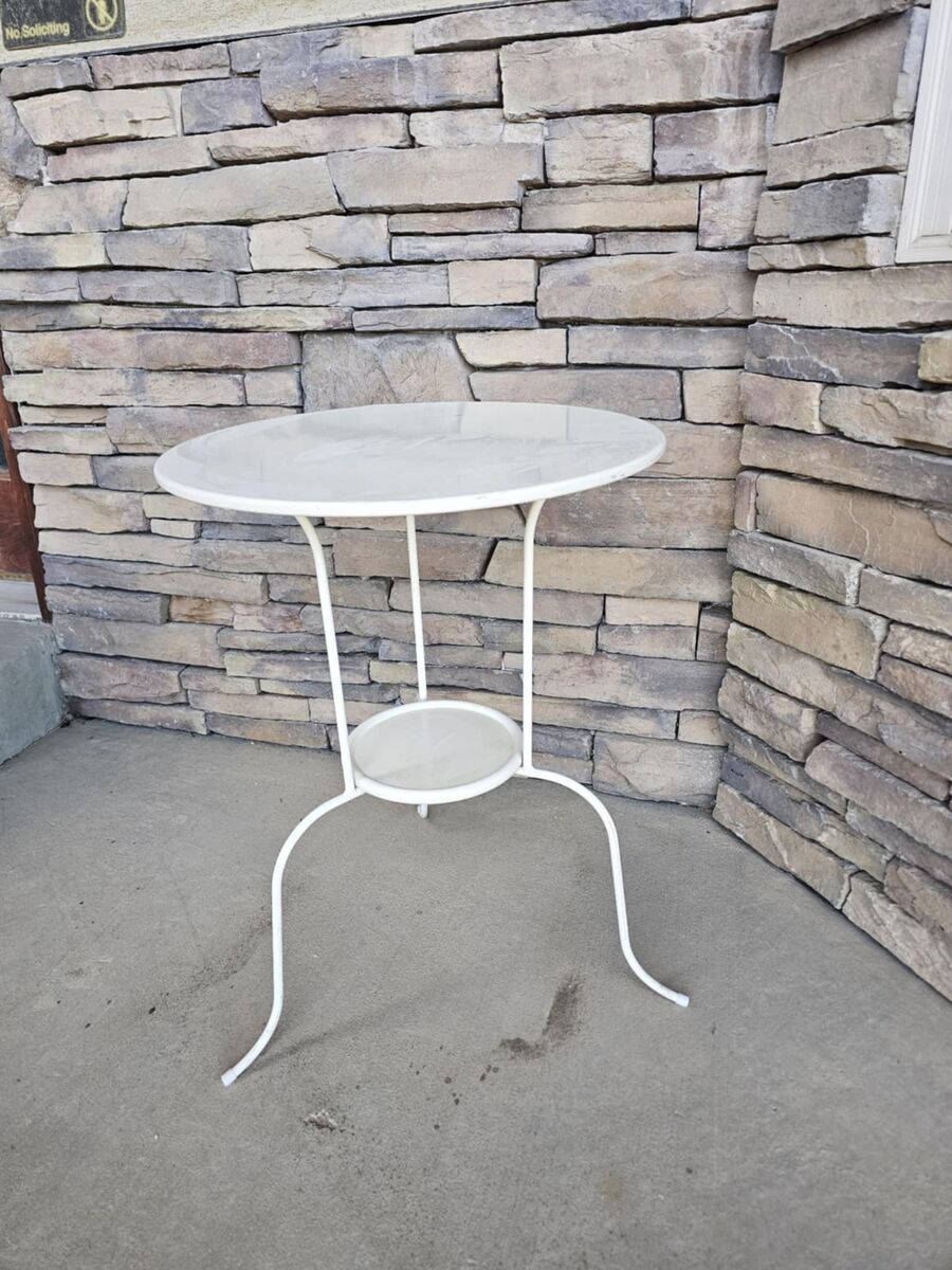 Round White Metal Side Table / Plant Stand / Outdoor Table