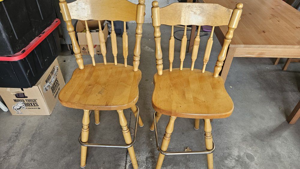 2 Chairs Only - counter height / bar stools