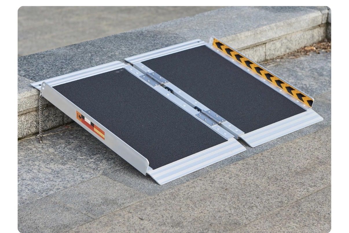 NEW! 2FT Portable Wheelchair Ramp
