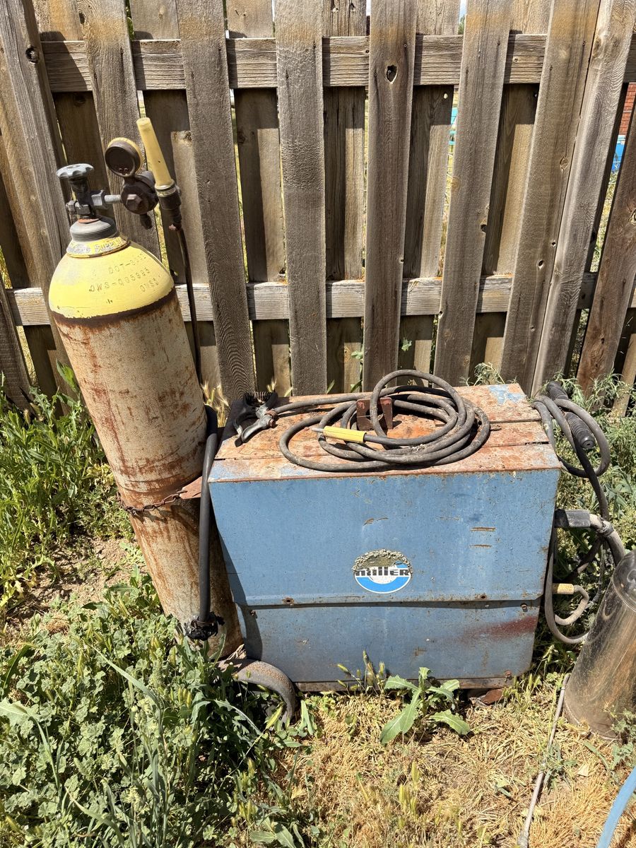 Millermatic 200 Wire Feed Welder
