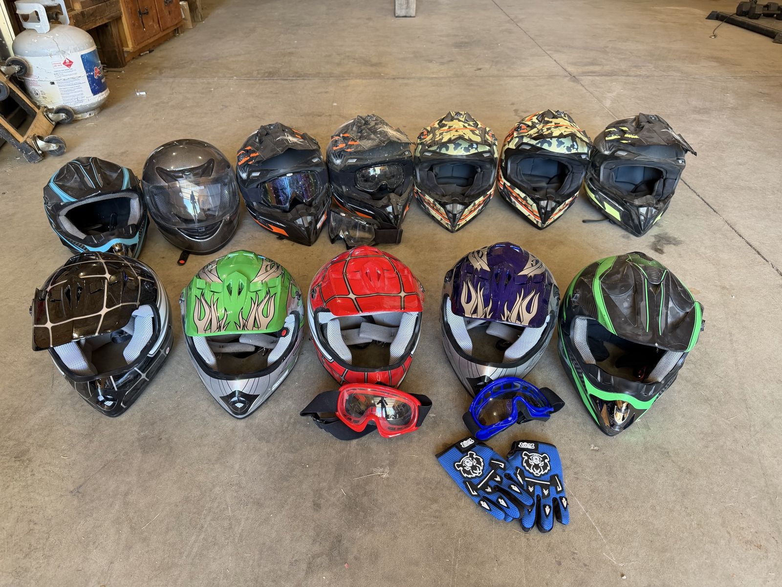 Assorted Motorcycle & Dirt Bike Helmets, Various Styles & Sizes.