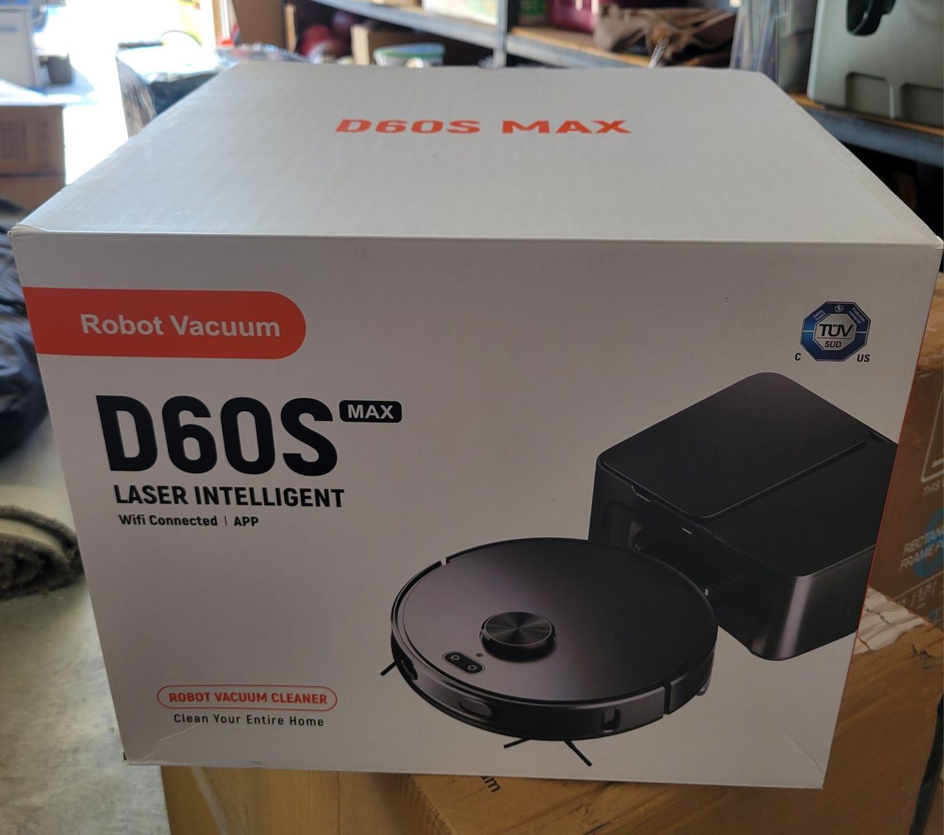 NIB Robot Vacuum  (White)