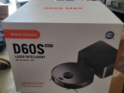 NIB Robot Vacuum (White)