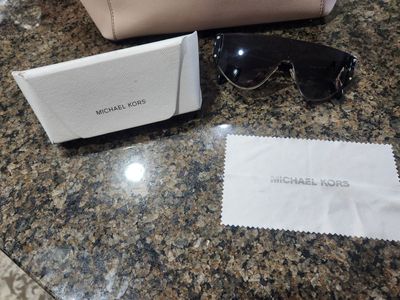Michael kors sun glasses