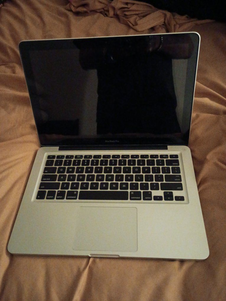 apple Mac book pro