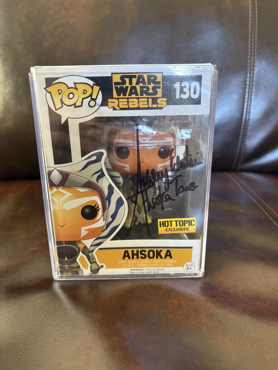 SIGNED Ashley Eckstein Ahsoka Funko Pop #130 – Star Wars Rebels – Hot Topic Exclusive