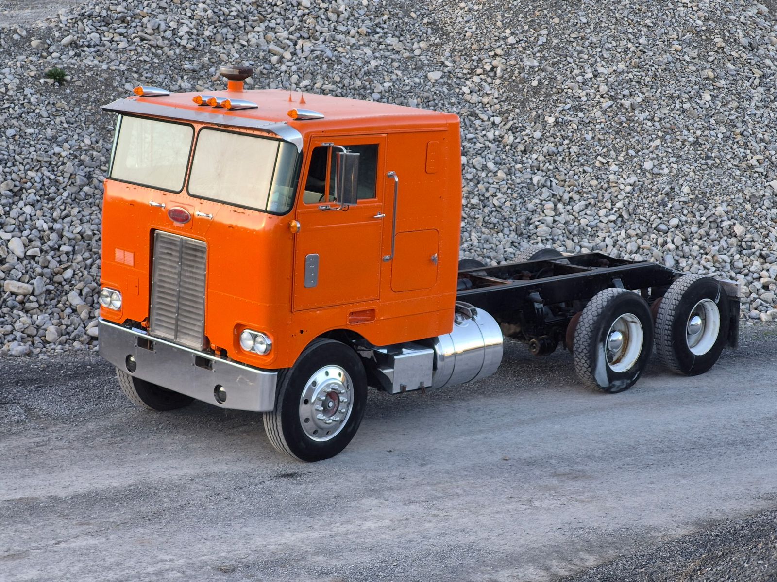 1973 Peterbilt Cab Over $6,900