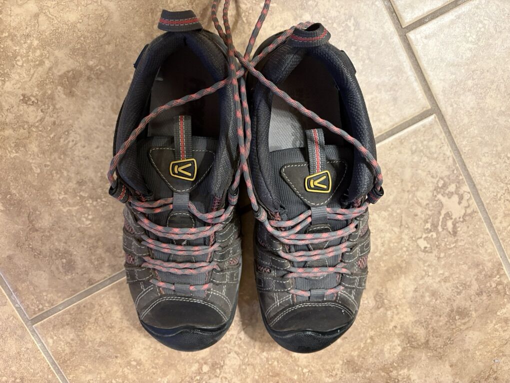 Womens Keen Steel Toe Shoes 8.5W