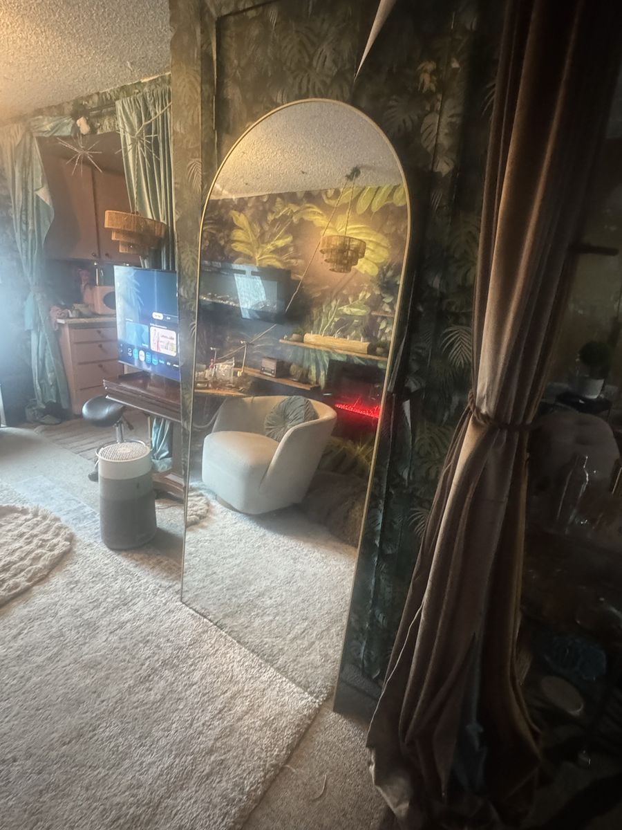 Rounded large mirror