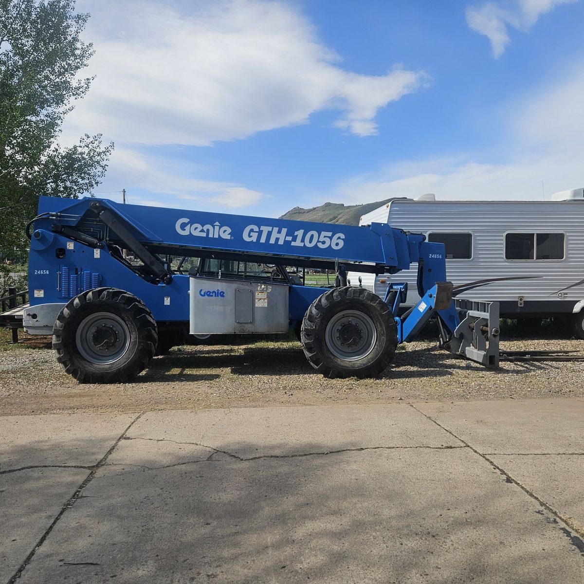 2013 Genie 1056 telehandler