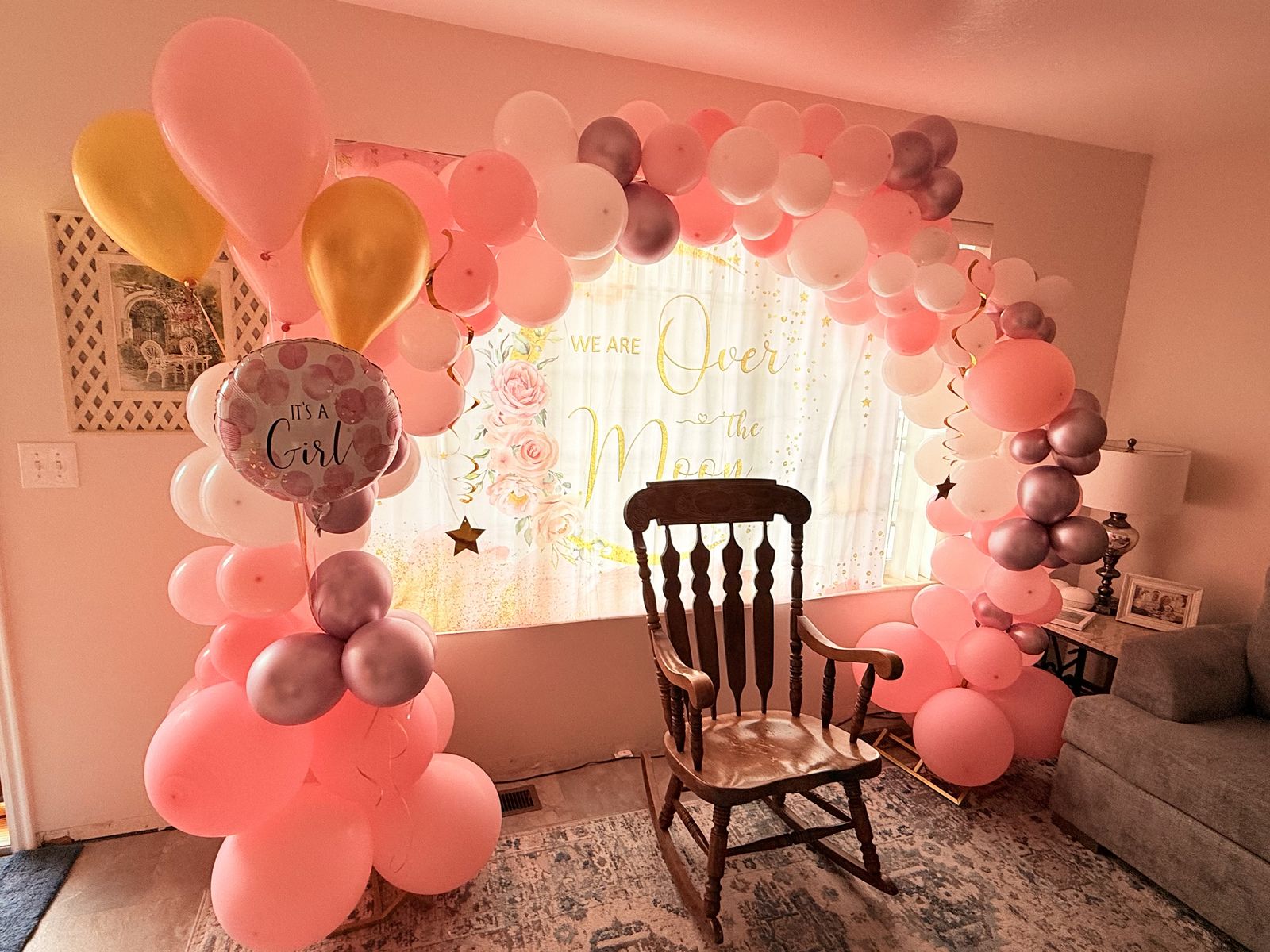 Balloon arch for rent