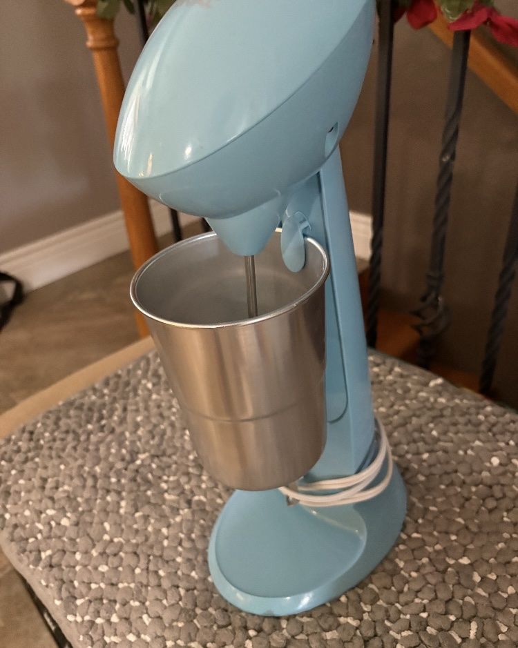 Rival Vintage Aqua Blue Milkshake Maker Mixer with Stainless Steel Cup