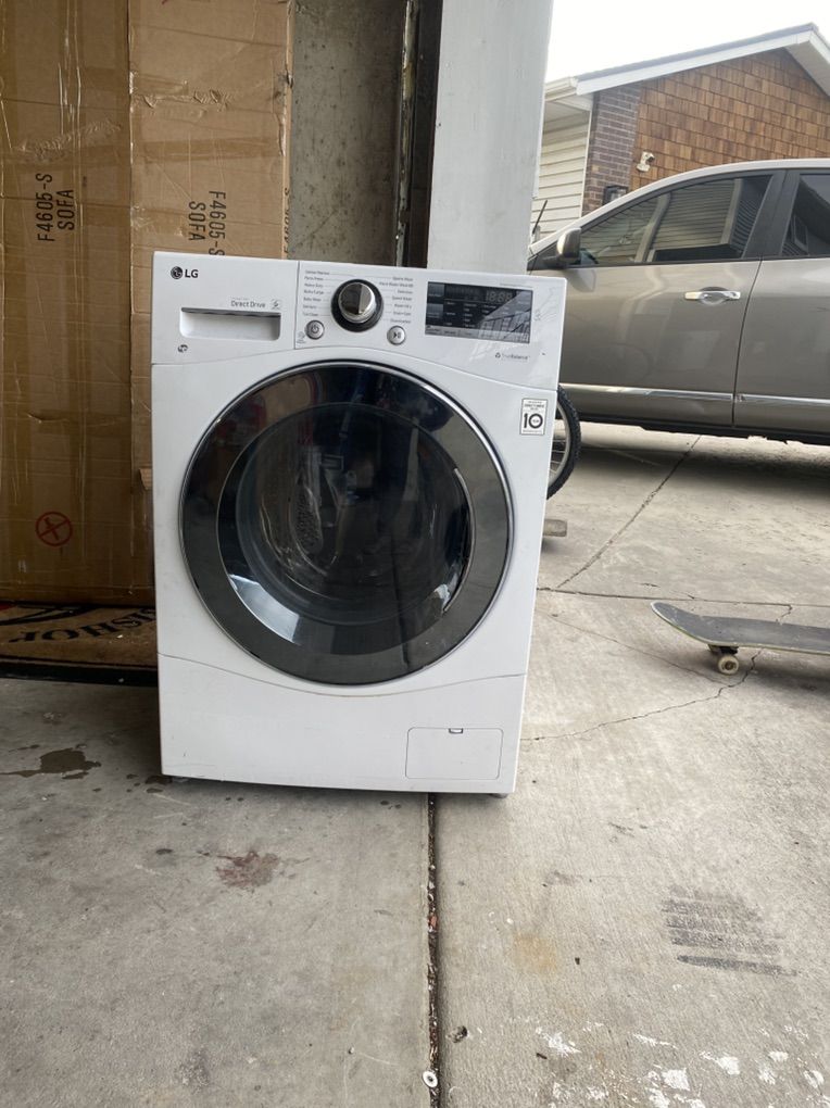 Lg Washer/Dryer