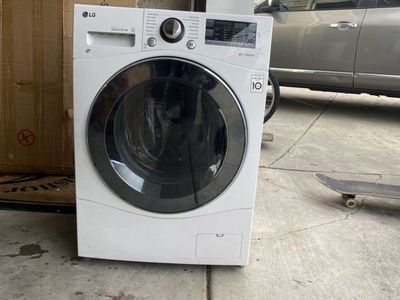 Lg Washer/Dryer