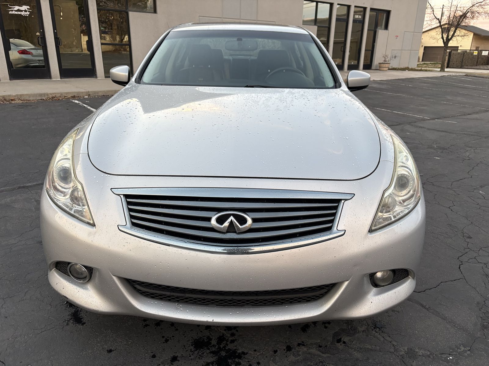 2013 INFINITI G37 x