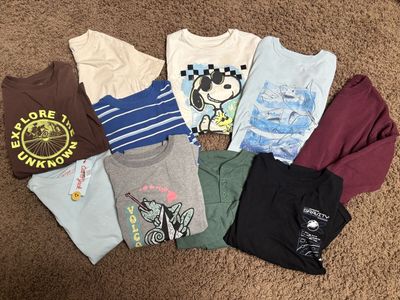 Lot of boys tops - size 6/7