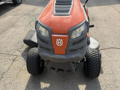 Husqvarna YTA 22V46 mower