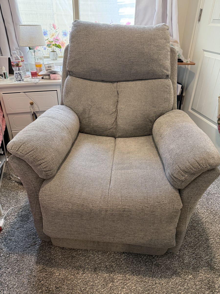 RECLINER
