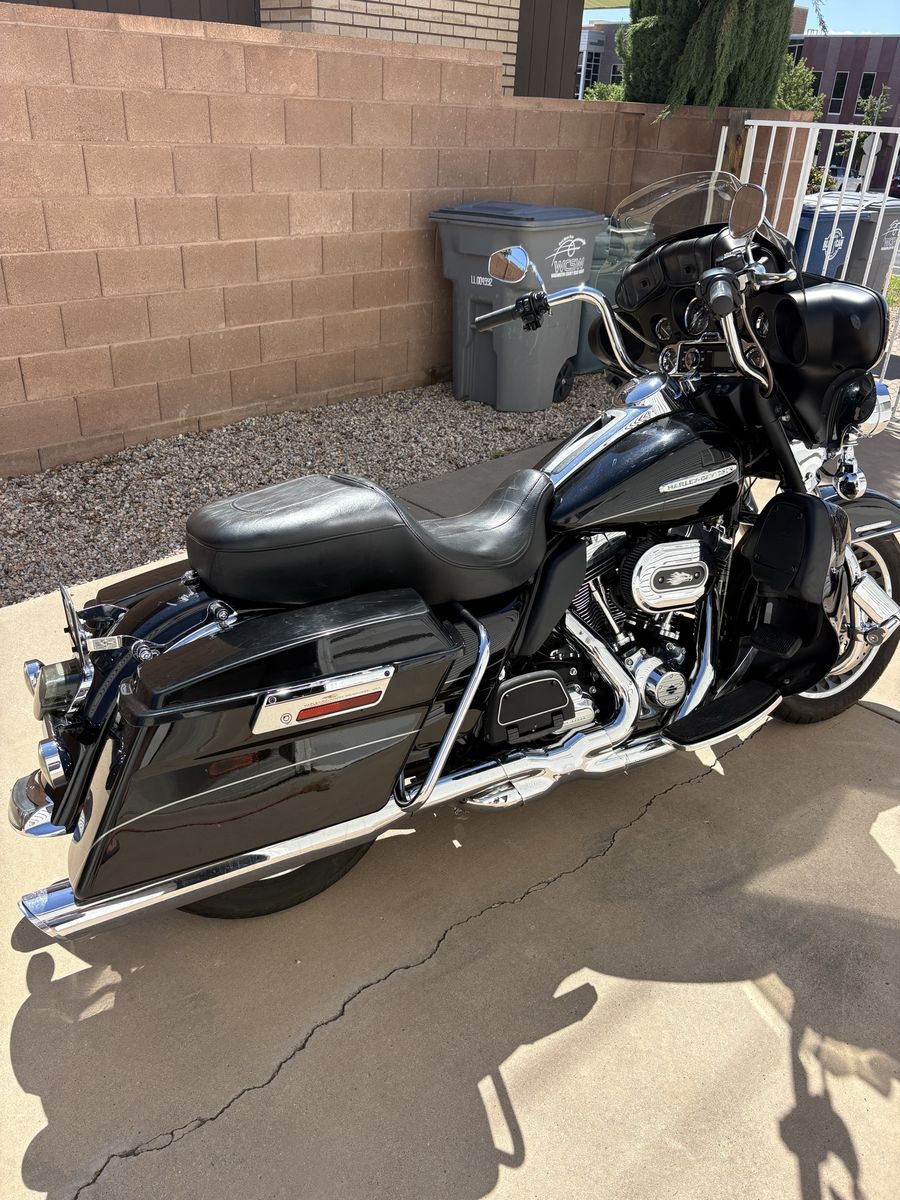 Harley-Davidson Touring Ultra Classic Limited Black Motorcycle