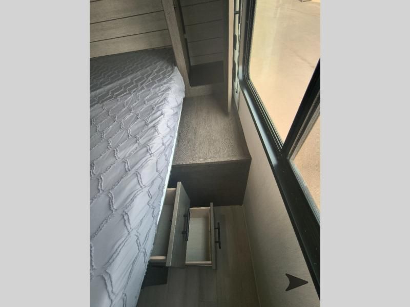 Main image 23
