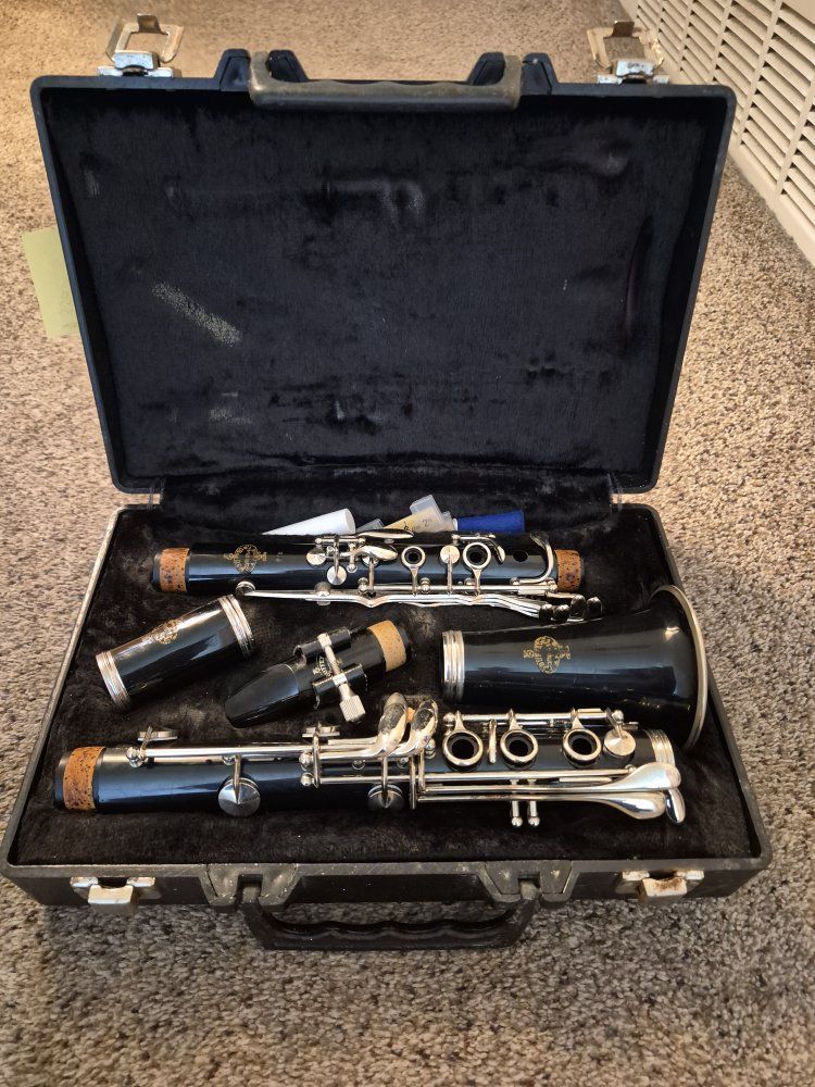 Buffet Clarinet with Warranty