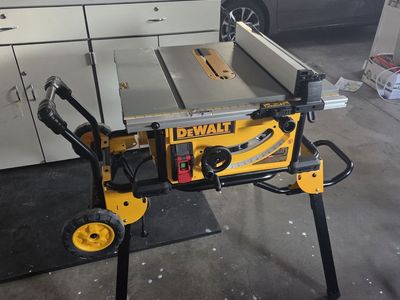 Dewalt DWE7491 Table saw and stand