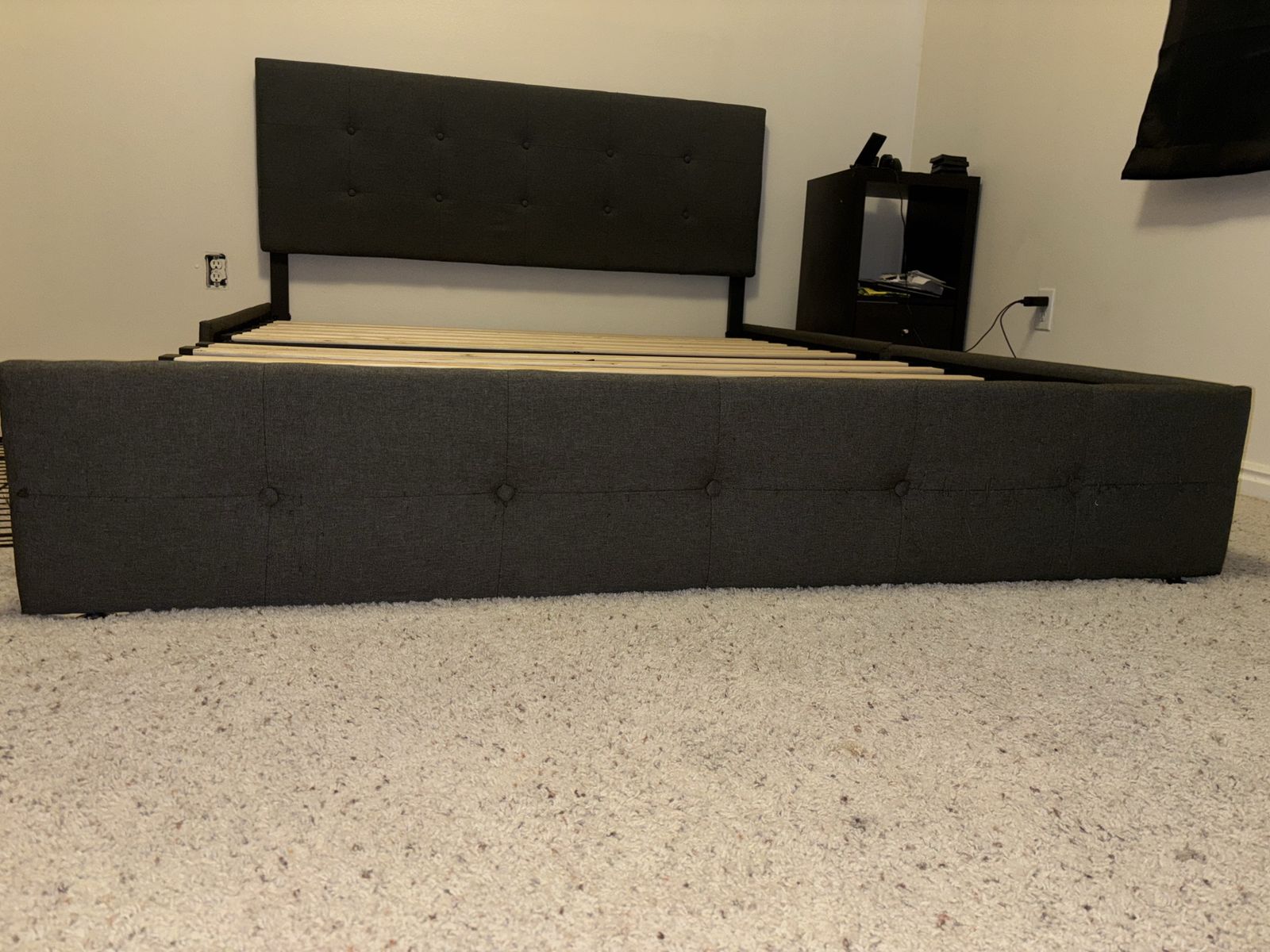 Main image 3