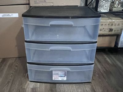 Plastic drawers