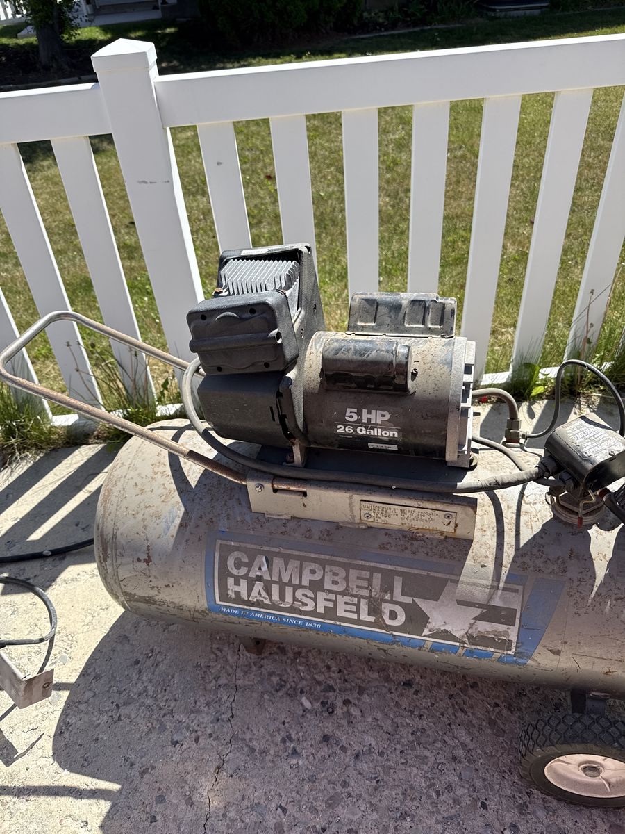 26 Gallon Compressor 5HP